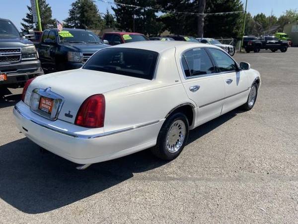 2001 LINCOLN Town Car - - by dealer - vehicle for sale in Eugene, OR – photo 5
