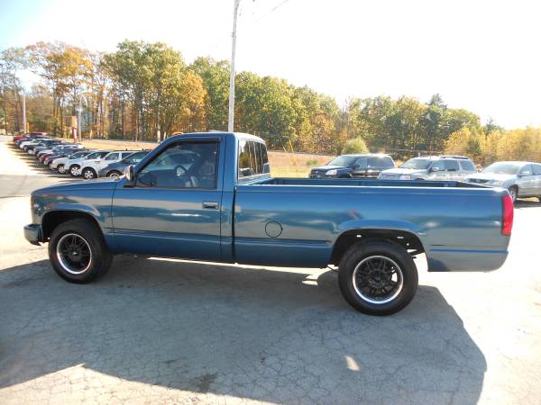 1990 Chevy C1500 2dr Standard Cab LB with a Corvette 350 5.7L engine for sale in Hampstead, MA – photo 10