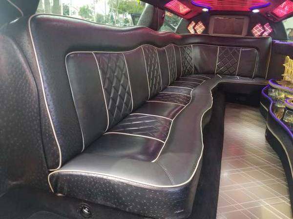 2014 Chrysler 300 Limo for Sale for sale in western IL, IL – photo 7