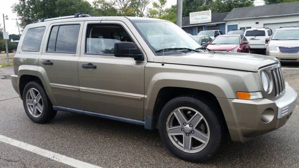 07 JEEP PATRIOT LIMITED 4WD- LEATHER, ROOF, SHARP SUV, SEVERAL TO SEE! for sale in Miamisburg, OH