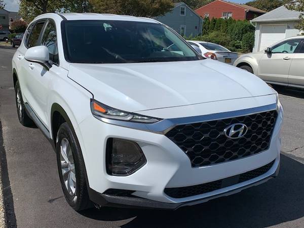 2019 Hyundai Santa Fe SE - cars & trucks - by owner - vehicle... for sale in Valley Stream, NY – photo 3