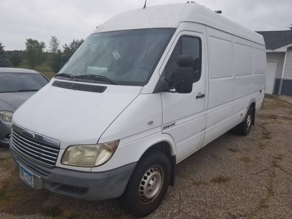 2006 Freightliner Sprinter high extended 214k miles for sale in St Francis, MN