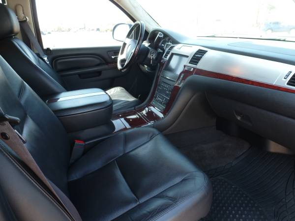 2011 Cadillac Escalade Premium 4X4 for sale in Santa Fe, NM – photo 4
