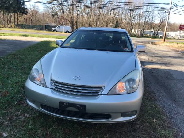 2004 Lexus es330 loaded reliable - cars & trucks - by owner -... for sale in Sicklerville, NJ – photo 2