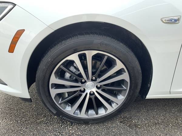 2019 Buick Regal FWD 4D Hatchback/Hatchback Preferred - cars & for sale in Saint Albans, WV – photo 8