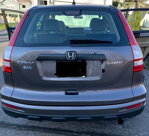 2011 Honda CRV 4WD Drive - cars & trucks - by owner - vehicle... for sale in Williams Bay, WI – photo 4
