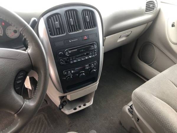 2005 Chrysler town and country - - by dealer - vehicle for sale in Princeton, MN – photo 8