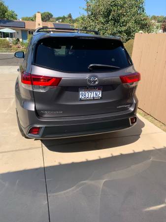 2019 Toyota Highlander for sale in Newbury Park, CA – photo 2