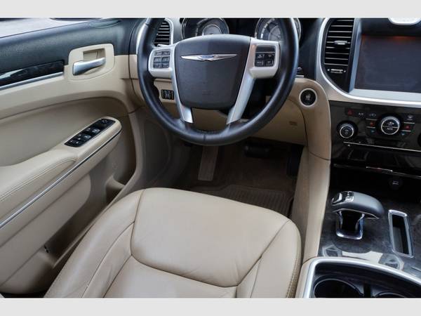 2013 Chrysler 300 4dr Sdn RWD - We Finance Everybody!!! for sale in Bradenton, FL – photo 20
