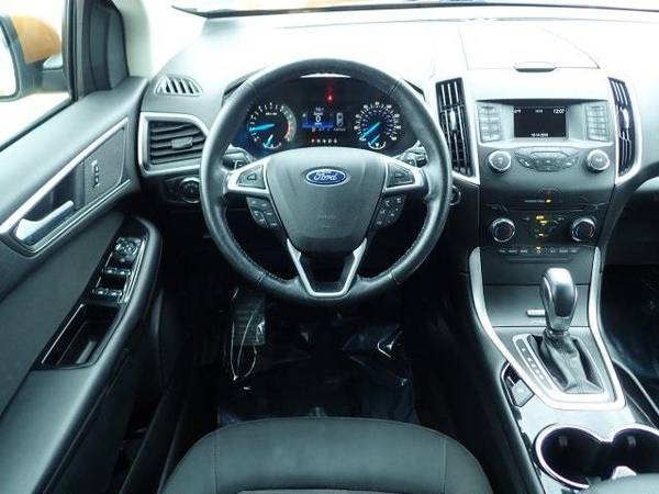 2016 Ford Edge SUV SEL (Electric Spice Metallic) GUARANTEED APPROVAL for sale in Sterling Heights, MI – photo 17