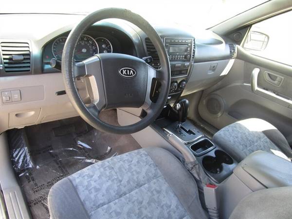 2007 Kia Sorento LX 1000 Down Everyone Approved - cars & trucks - by... for sale in Panorama City, CA – photo 17