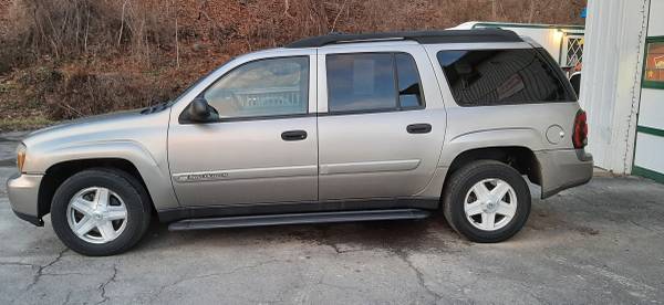 2003 Chevy Trailblazer LT EXT 4x4 ONLY 88K MILES! - cars & for sale in Laceyville, PA