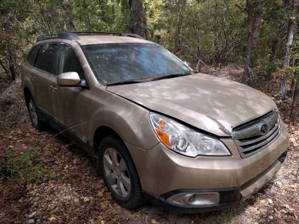 2010 Subaru Outback needs new motor for sale in Wellborn, TX