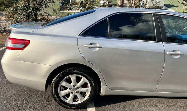 2010 Toyota Camry LE 166K, well maintaines clean inside and out for sale in Snellville, GA – photo 11