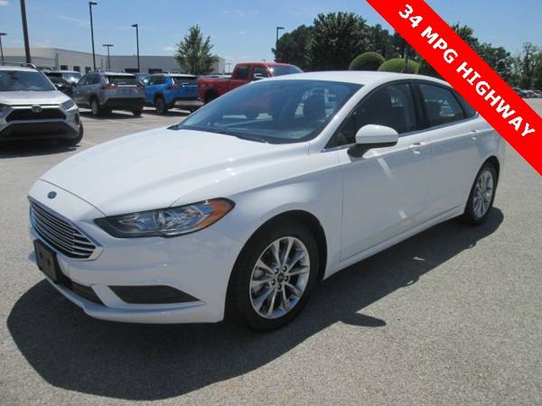 2017 Ford Fusion SE sedan White for sale in ROGERS, AR – photo 9