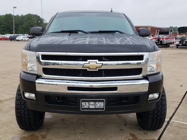 2011 CHEVY SILVERADO 1500: LT · Crew Cab · 4wd · Lift · 131k miles for sale in Tyler, TX – photo 2