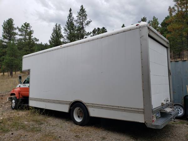 Box Truck GMC 24' for sale in Helena, MT – photo 3