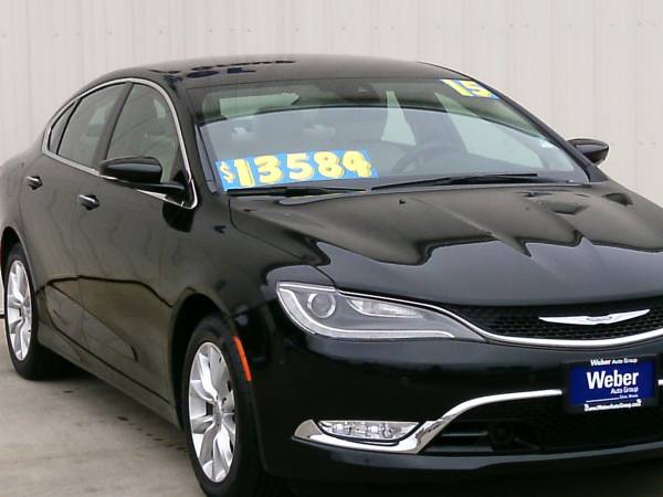 2015 Chrysler 200 C-HEATED LEATHER! NAVIGATION! REMOTE START! for sale in Silvis, IA – photo 5