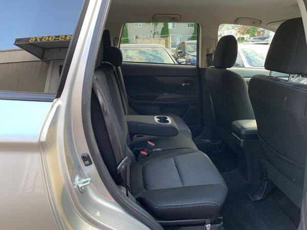 2018 Mitsubishi Outlander SEL AWD Buy Here Pay Her, for sale in Little Ferry, NJ – photo 24