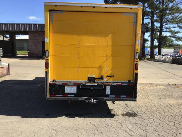 Box truck - - by dealer - vehicle automotive sale for sale in Van Buren, AR – photo 4