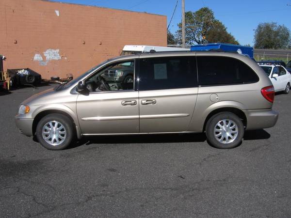 2003 Chrysler Town & Country EX for sale in Portland, OR – photo 6