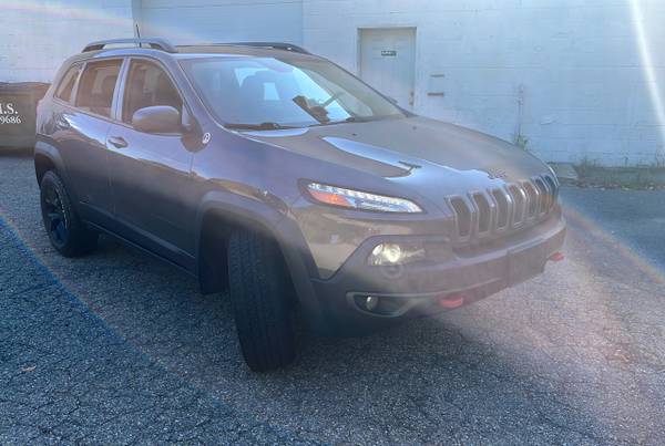 2018 Jeep Cherokee Trailhawk 4WD - - by dealer for sale in Raynham, MA – photo 7
