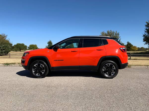 2017 Jeep Compass Trailhawk 4x4 - 1 owner – accident and smoke-free‼️‼ for sale in Norman, OK – photo 3