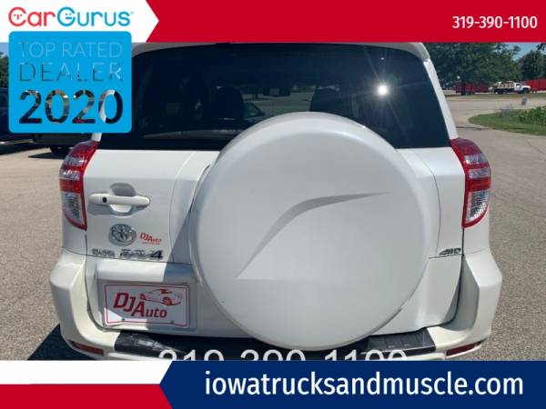 2009 Toyota RAV4 4WD 4dr 4-cyl 4-Spd AT Ltd with 3-point seat belts... for sale in Cedar Rapids, IA – photo 6