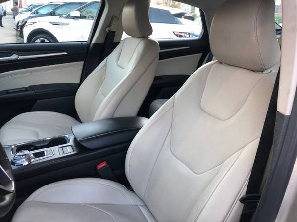 Check Out This Spotless 2018 Ford Fusion Hybrid with only 18,879 Miles for sale in Chelsea, MA – photo 9