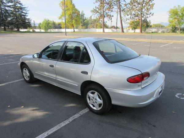 2002 Chevrolet Caviler only 69,366 miles “Great Car Fax” for sale in Medford, OR – photo 2