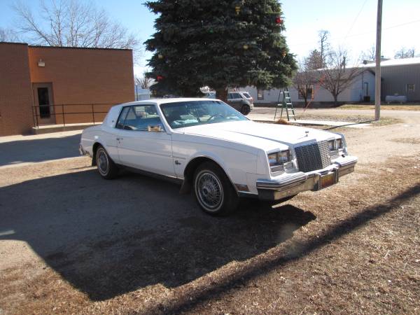 1981 BUICK RIVIERA (2 OWNER) - cars & trucks - by owner - vehicle... for sale in Bellwood, NE – photo 4