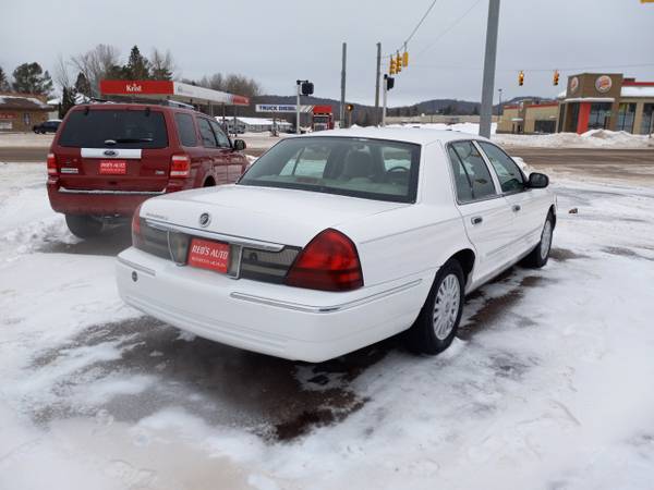 2007 Mercury Grand Marquis LS - - by dealer - vehicle for sale in Ironwood, WI – photo 6