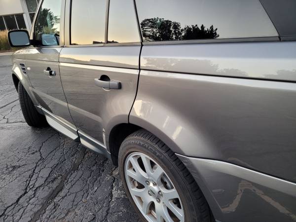 beautiful low mile Range Rover Sport for sale in Niles, IL – photo 13
