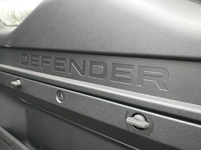 2021 Land Rover Defender 110 X-Dynamic SE for sale in Indianapolis, IN – photo 35