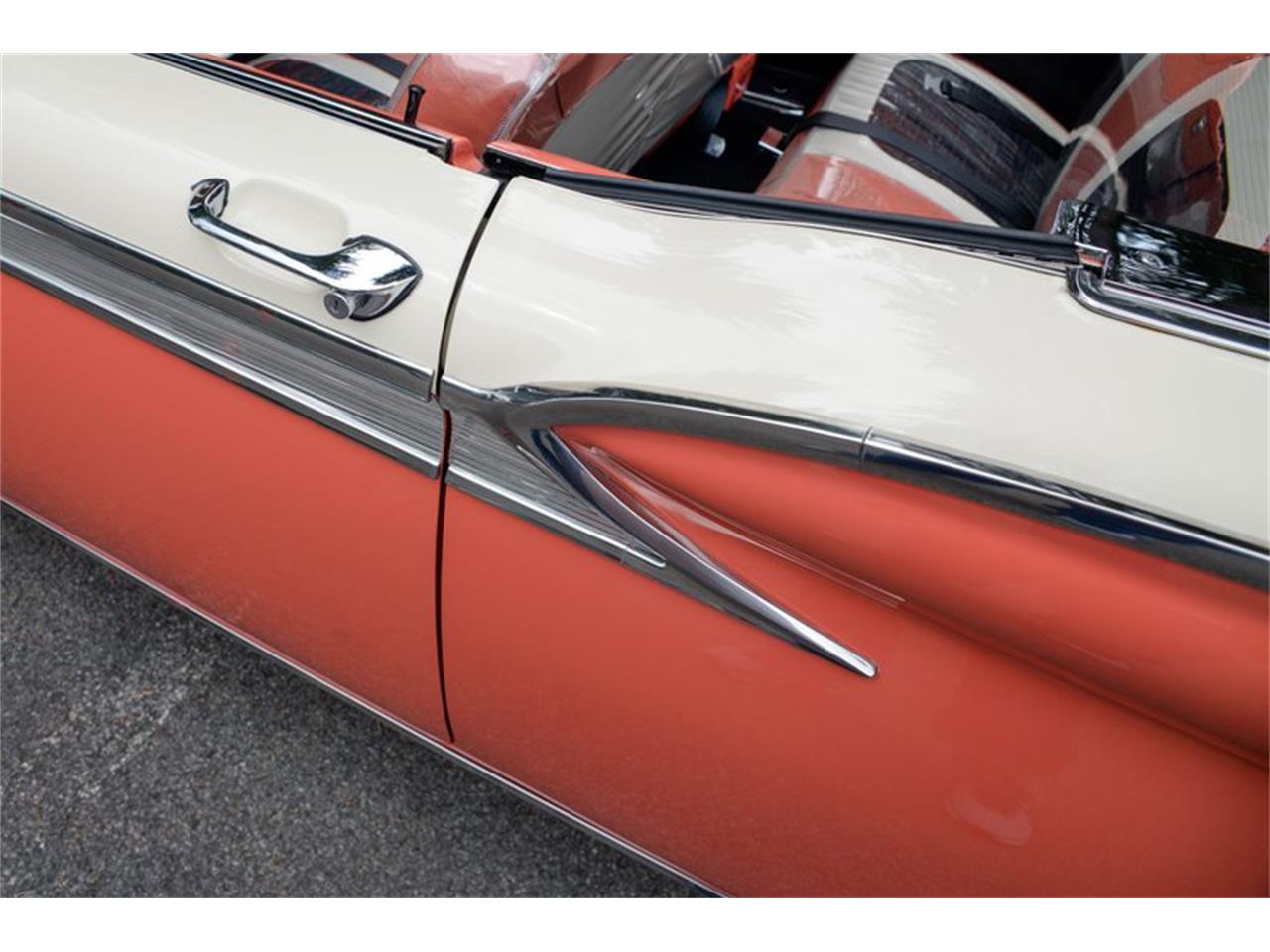 For Sale at Auction: 1959 Ford Skyliner for sale in Saratoga Springs, NY – photo 24