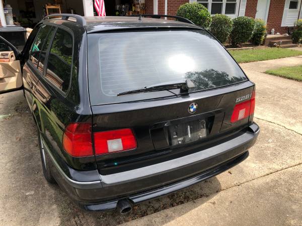 1999 BMW 528i Touring Wagon e39 Black Tan Interior with Extra Parts for sale in High Point, NC – photo 5