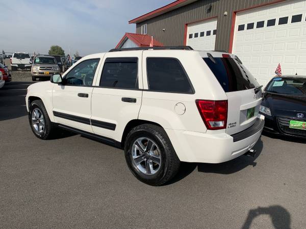 2006 Jeep Grand Cherokee Laredo 4WD - - by dealer for sale in Airway Heights, WA – photo 3