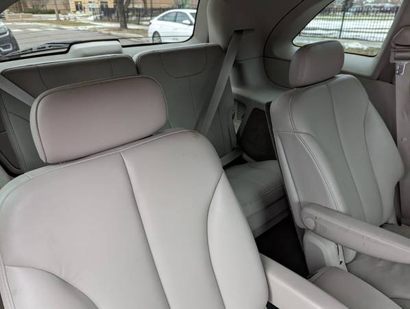 2005 Chrysler Pacifica Touring Third Row for sale in Chicago, IL – photo 8
