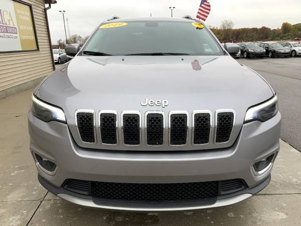 2019 Jeep Cherokee Limited 4x4 - cars & trucks - by dealer - vehicle... for sale in Chesaning, MI – photo 2