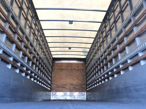 2012 Freightliner M2 Triple Axle W/ 26' Cargo Van & 5,000 LBS Liftgate for sale in Fontana, CA – photo 6