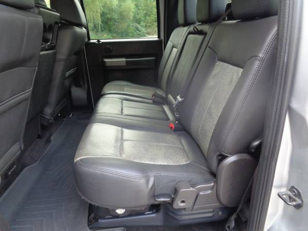 2011 Ford F-250 SD Lariat Crew Cab Long Bed 4WD 6.7 diesel Very Clean for sale in Waynesboro, MD – photo 21