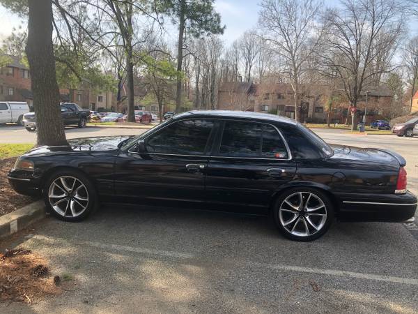 Super clean crown Vic! - cars & trucks - by owner - vehicle... for sale in Columbia, MD