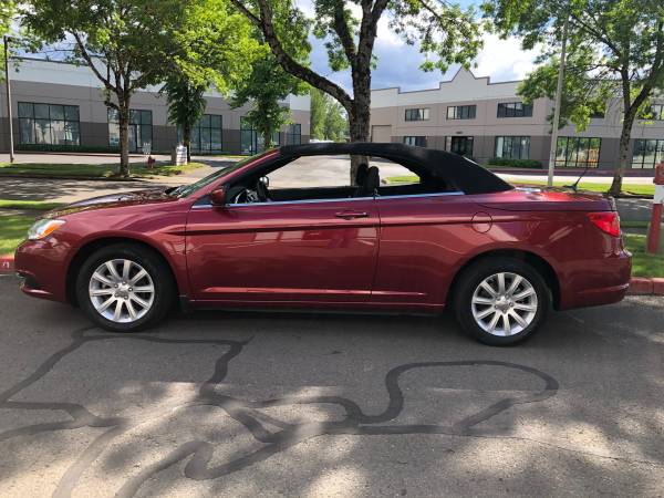 2011 Chrysler 200 Touring 2D Convertible Only 19K Miles & Clean for sale in Troutdale, OR – photo 8