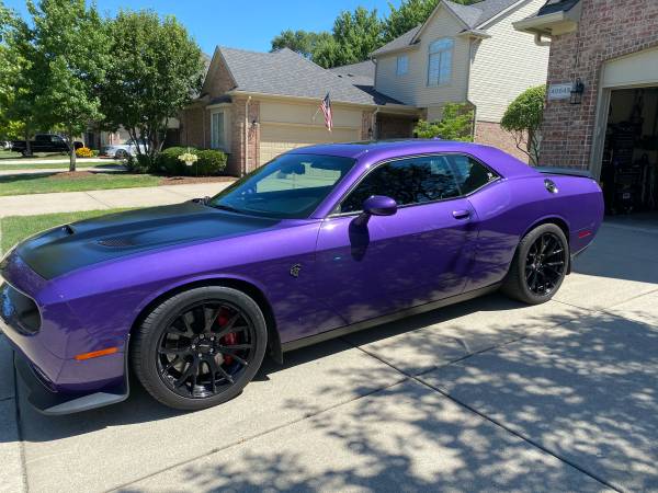 2016 Dodge Challenger SRT Hellcat - cars & trucks - by owner -... for sale in Clinton Township, MI – photo 3