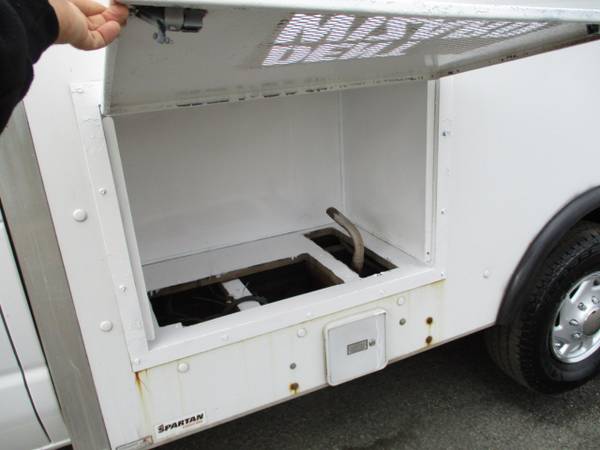 2012 Ford Econoline E-350 BOX TRUCK W/ SIDE AWNING! for sale in South Amboy, PA – photo 24