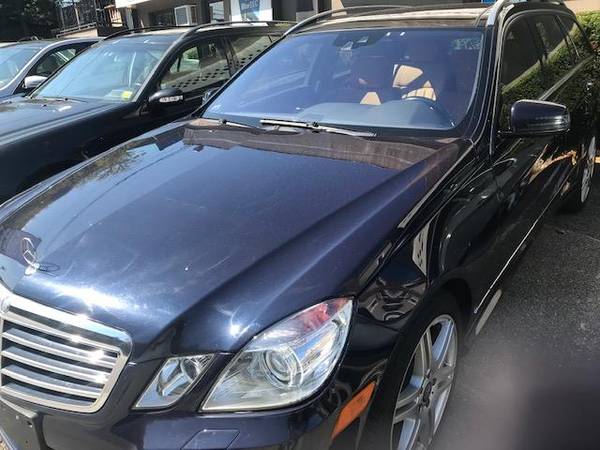 2011 MERCEDES E-350 4 MATIC Wagon for sale in Edgewater, NY – photo 2