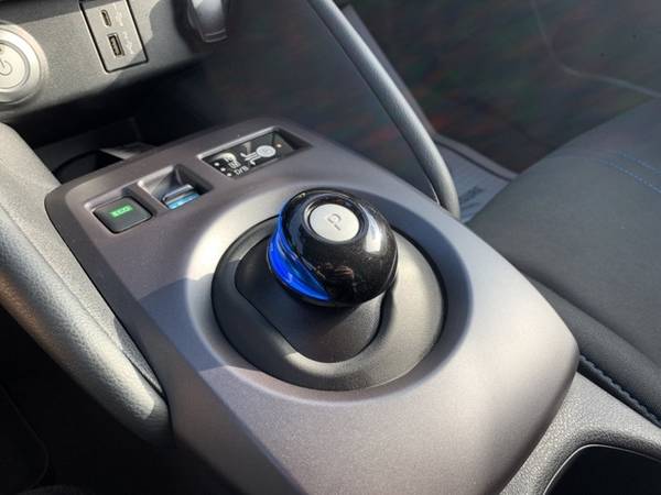 2022 Nissan Leaf FWD 4D Hatchback/Hatchback S Plus for sale in Saint Albans, WV – photo 18