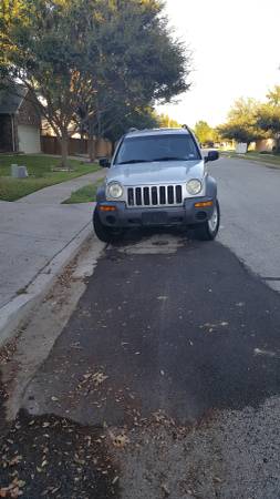 Jeep Liberty 2004 for sale in Manor, TX