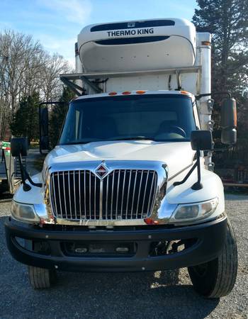 2012 International 4300 Reefer Box Truck for sale in Decatur, TN – photo 2