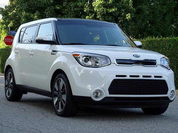 2014 Kia Soul ! Whole Shabang Package FULLY LOADED! FINANCING AVAIL! for sale in Pasadena, CA – photo 4